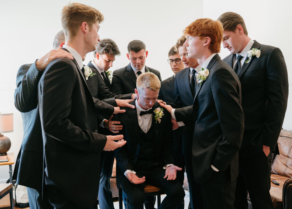 20251003_Wedding_TheSteens_GettingReady-169