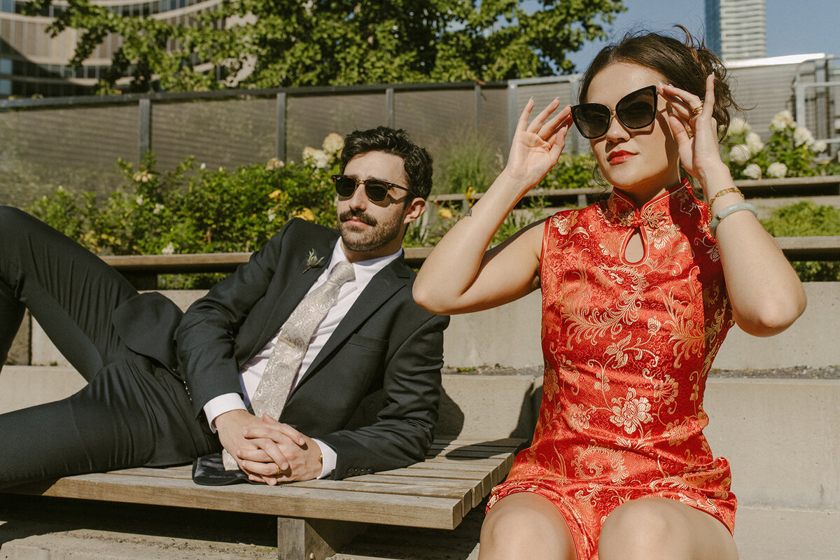 toronto-city-elopement-city-hall-ttc-subway-sugar-beach-fun-romantic-sumer-wedding-2781