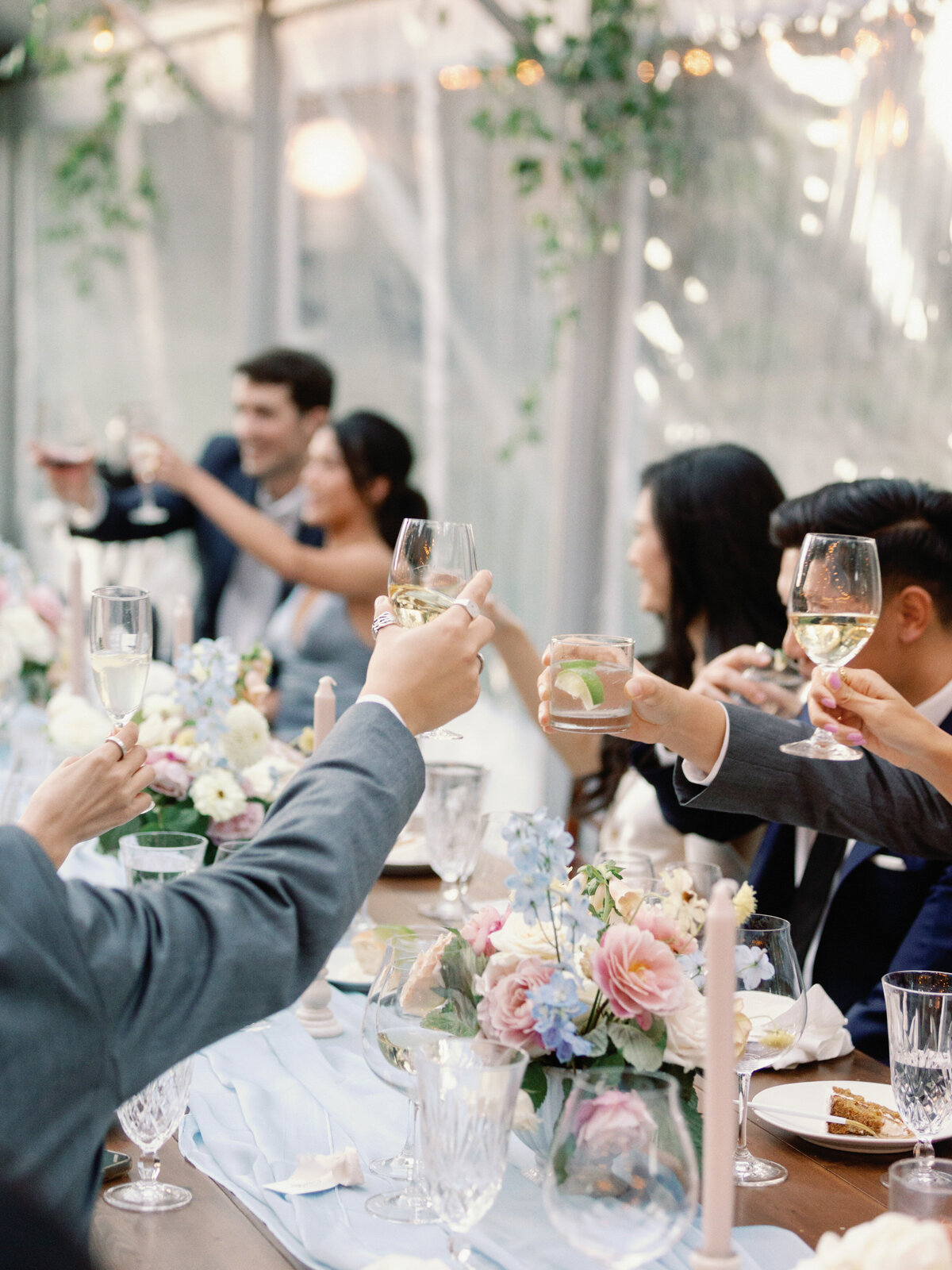 griffin-house-wedding-in-hood-river-oregon-by-the-tenneys-photographers-50