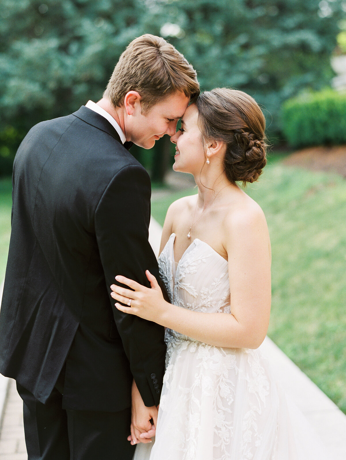Sharin Shank Photography Fine Art Wedding Engagement Photographer Indiana Destination Light Airy Clasic Timeless Joyful Elopements Elopement Weddings SSP14