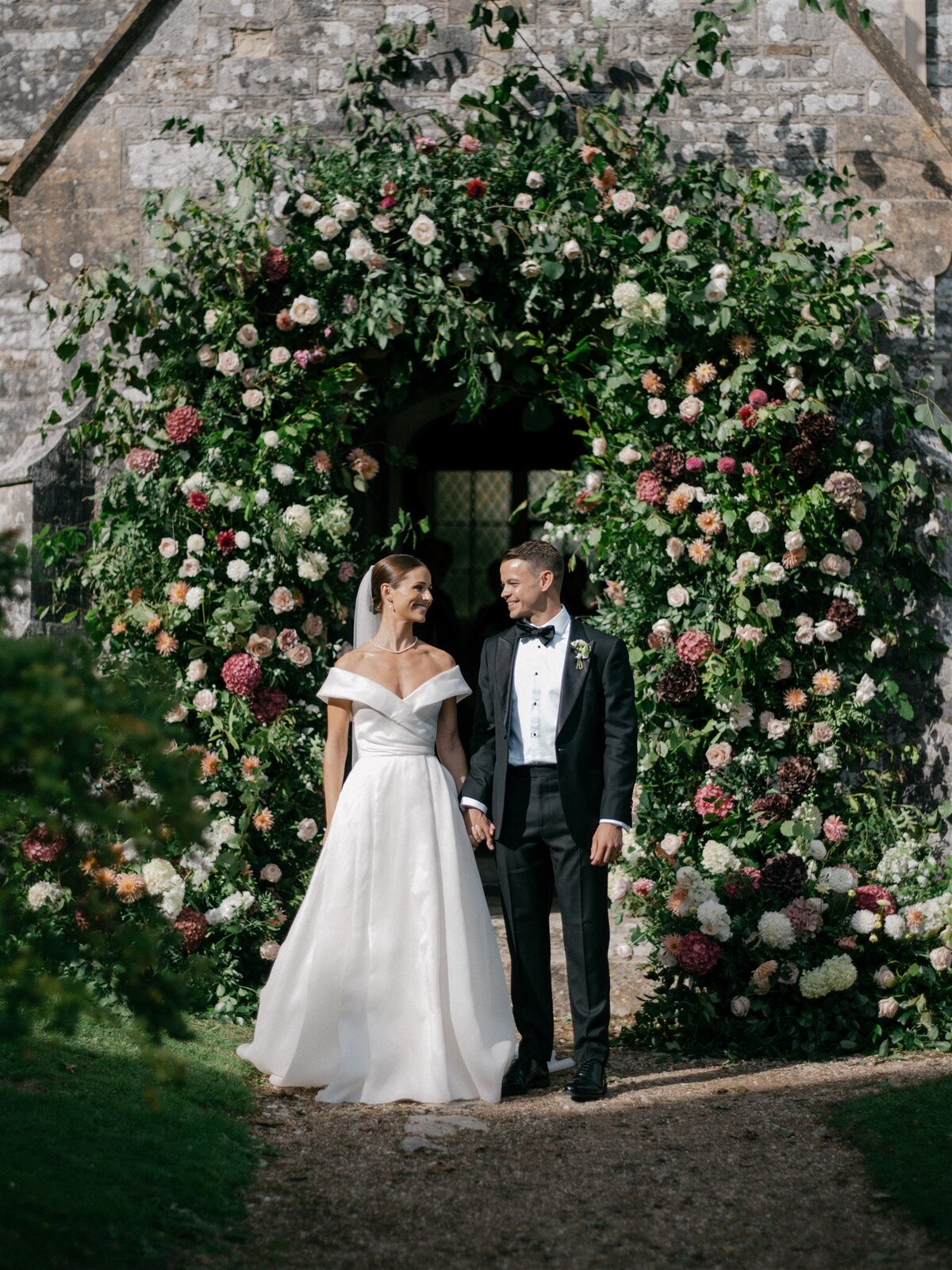 MadelineGeorge_Ceremony_0454_Wizz & Wild Wedding Florals