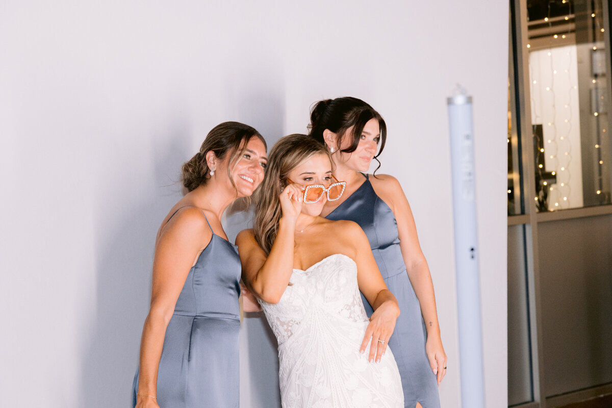 VictoriaAndrewsWedding_1953