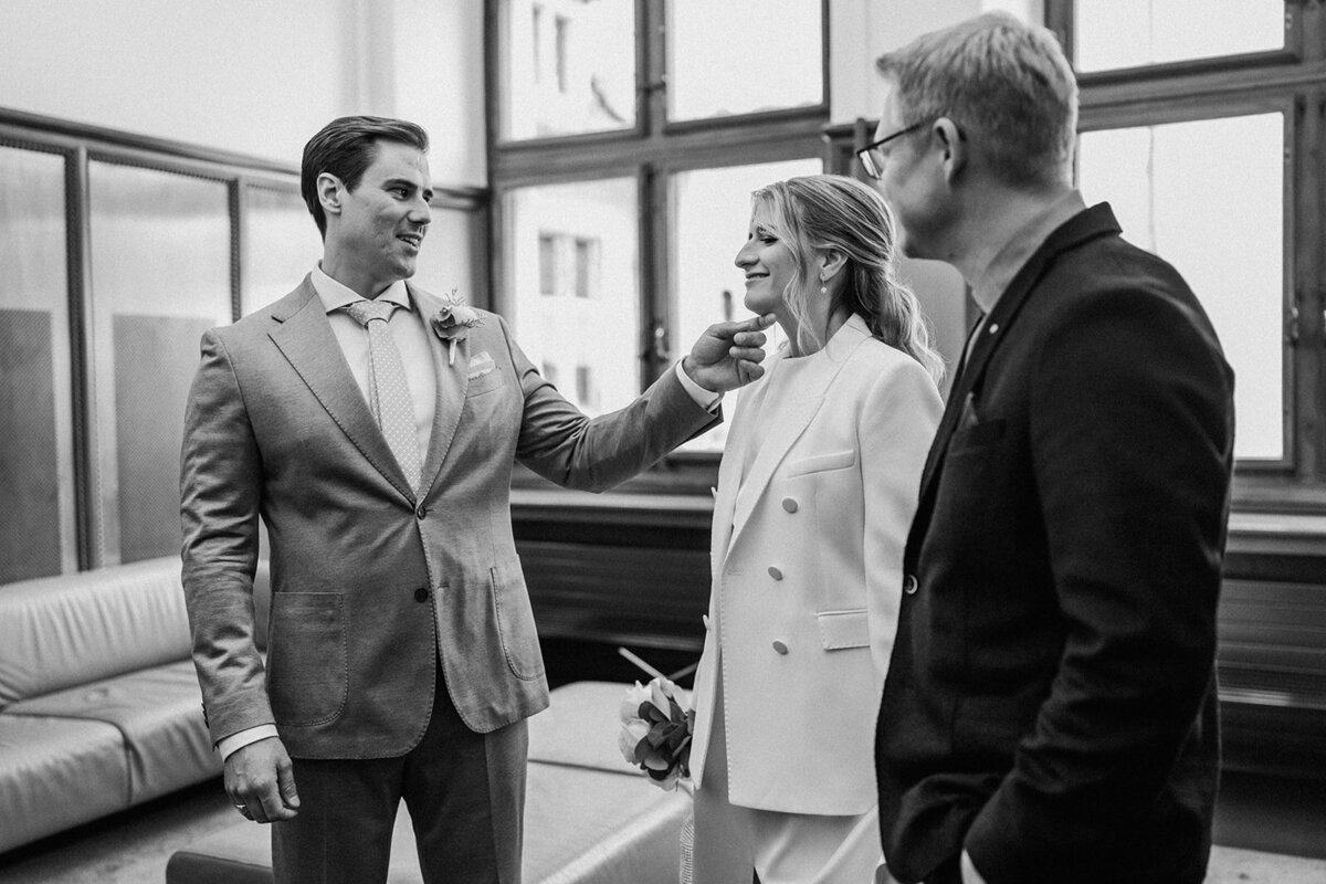 Stadthaus-Zürich-Hochzeitsfotograf-Stories-by-Jane-Ungestellte-Natürliche-Hochzeitsfotografie10