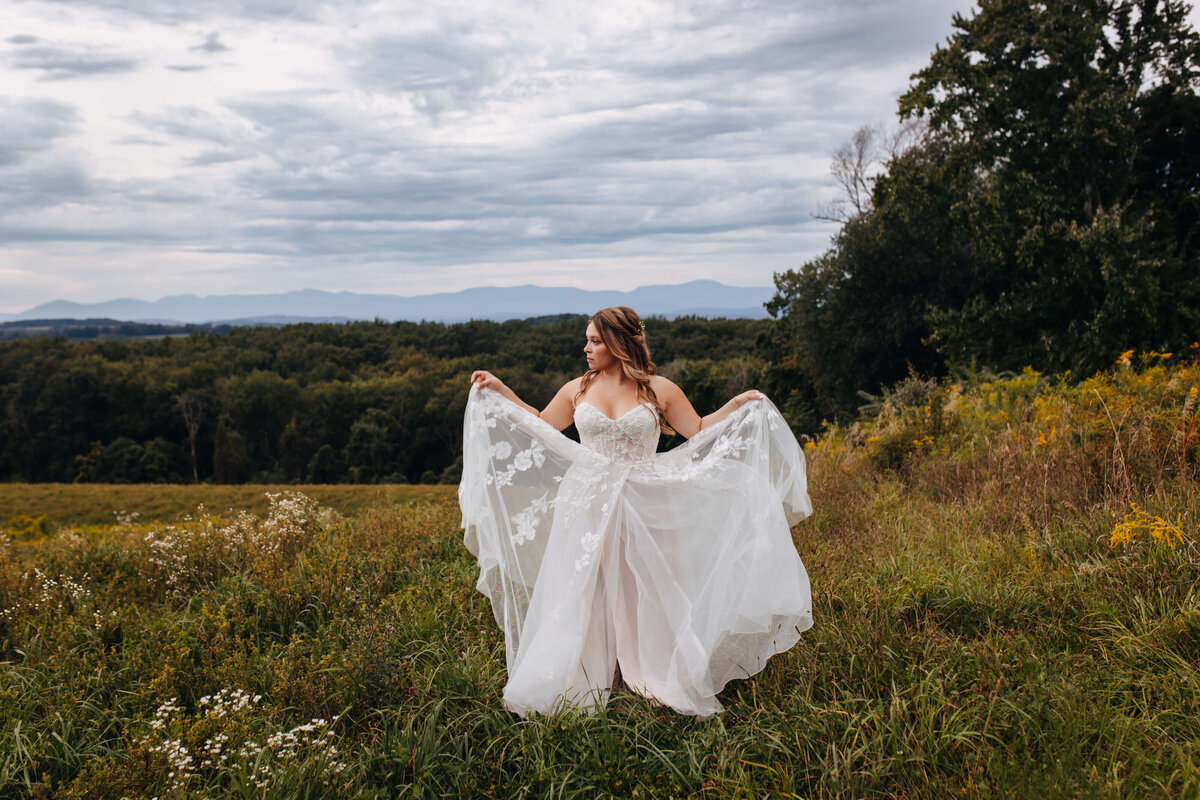 barn-at-libery-farms-wedding-05