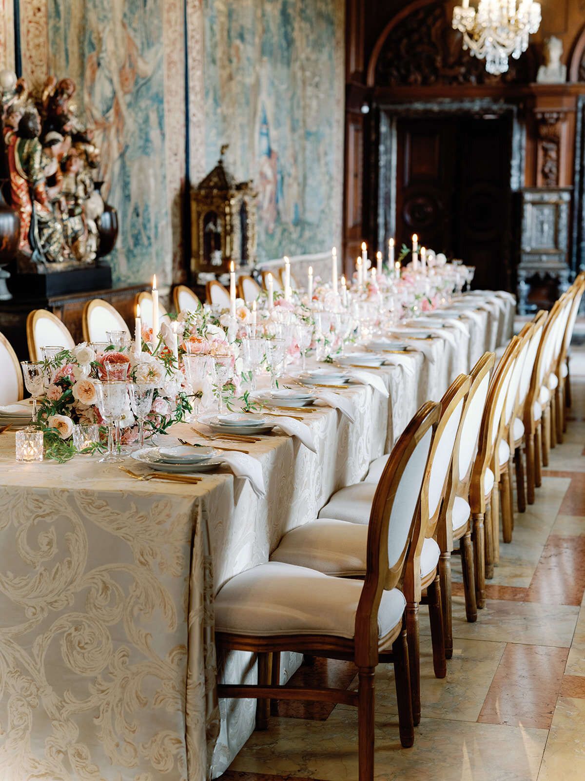 Lavish tablescape setting in Larz Anderson House