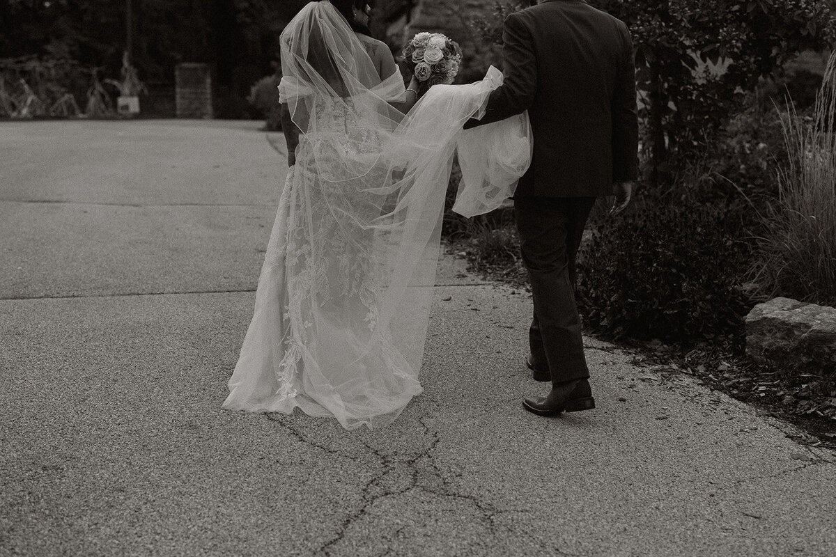 tower-lodge-black-hawk-state-park-wedding-desmet-quad-cities-94