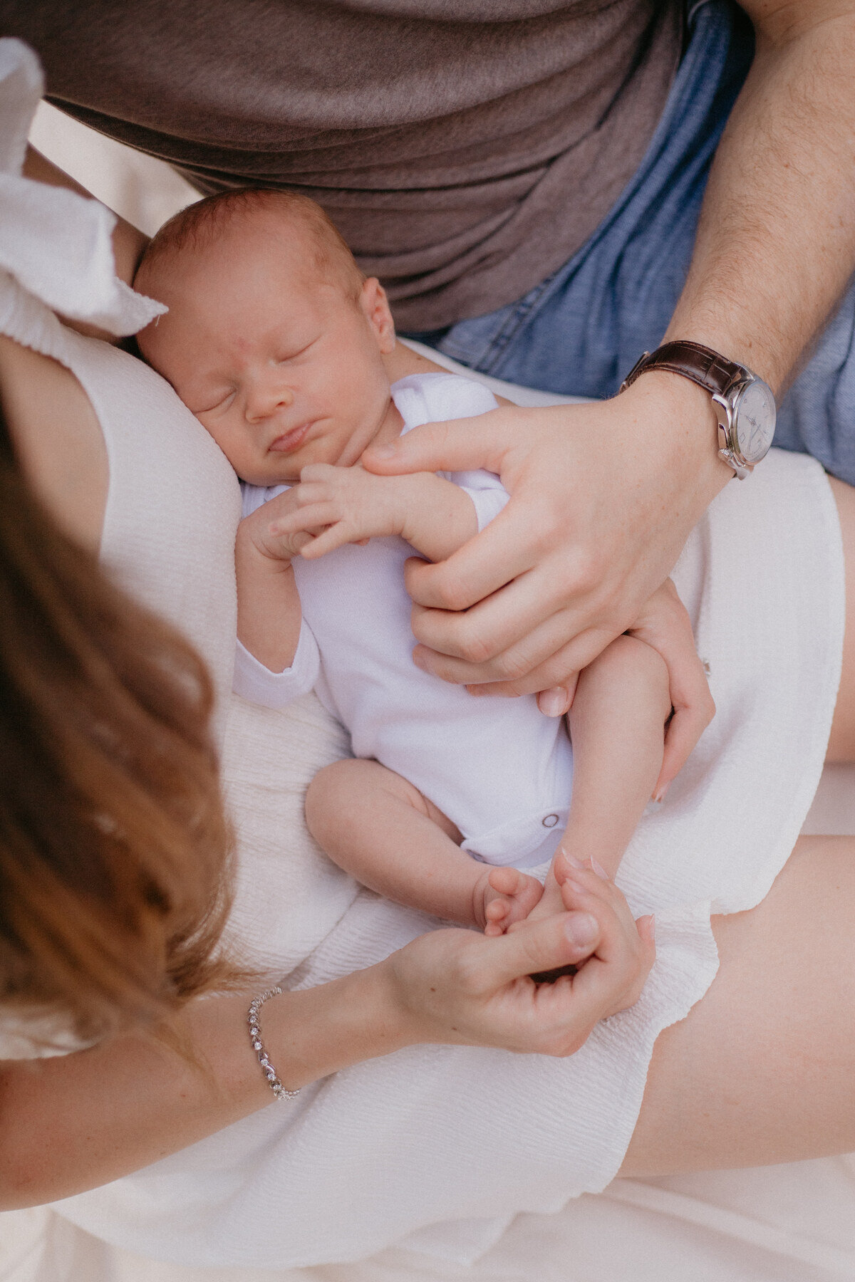 outdoor-newborn-photoshoot-18