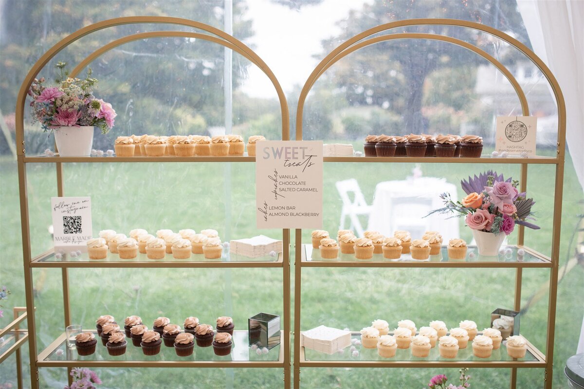 cupcake-display-connecticut-baker-sarah-brehant-events
