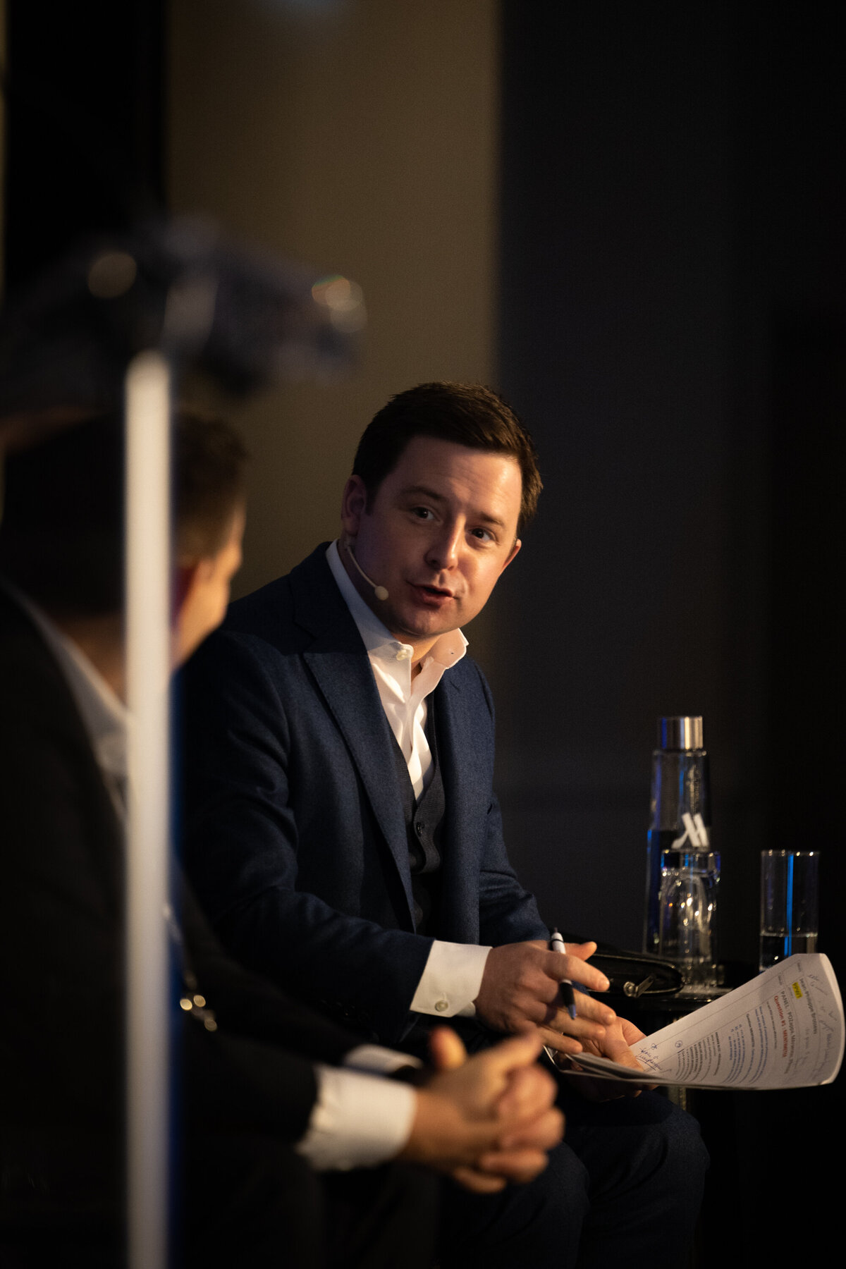 Congrès annuel AQEI Gérald Fillion journaliste économique et panéliste