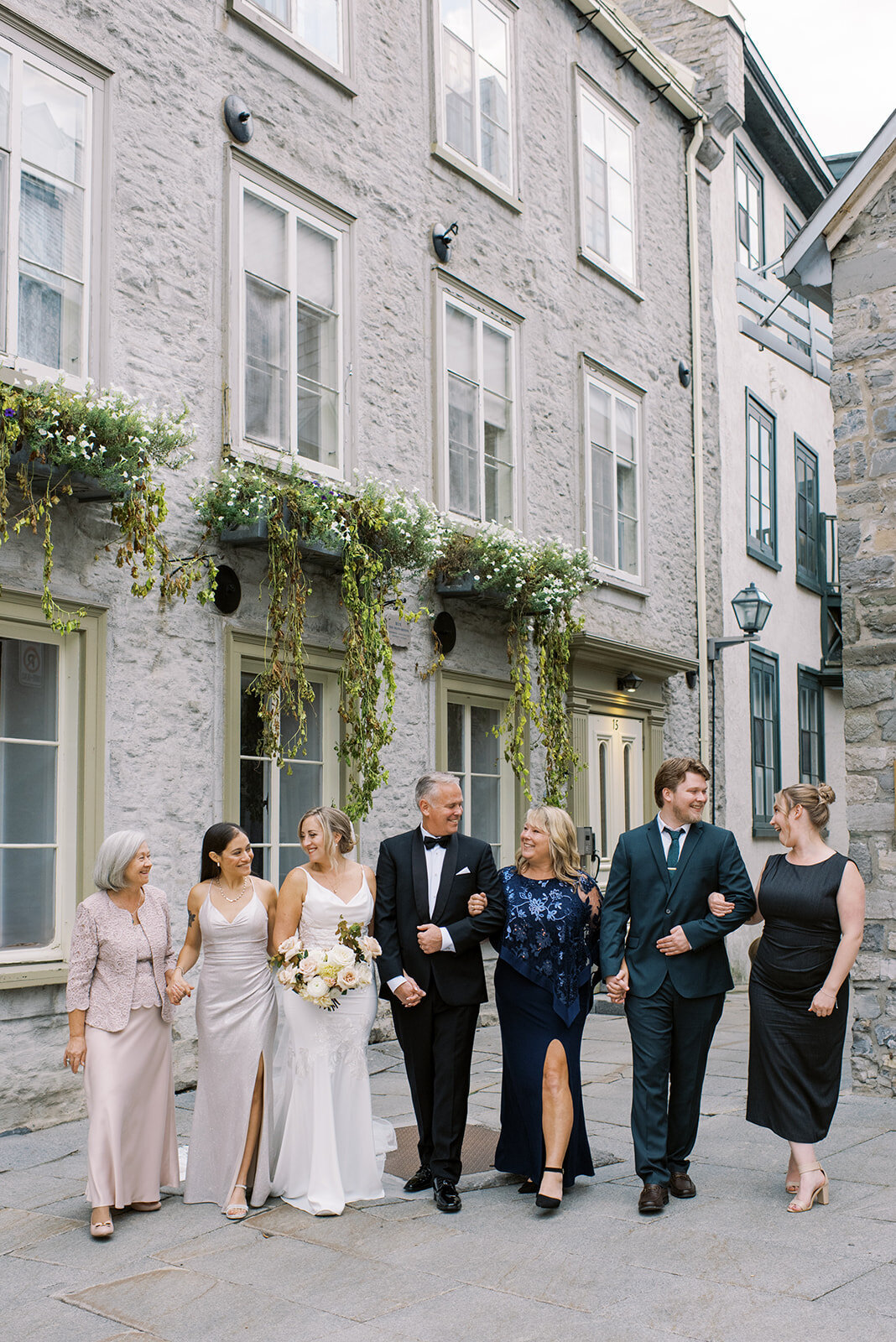 minted-photography-okanagan-kelowna-destination-wedding-photographer-rick-maria-wedding-fairmont-chateau-frontenac-quebec-52