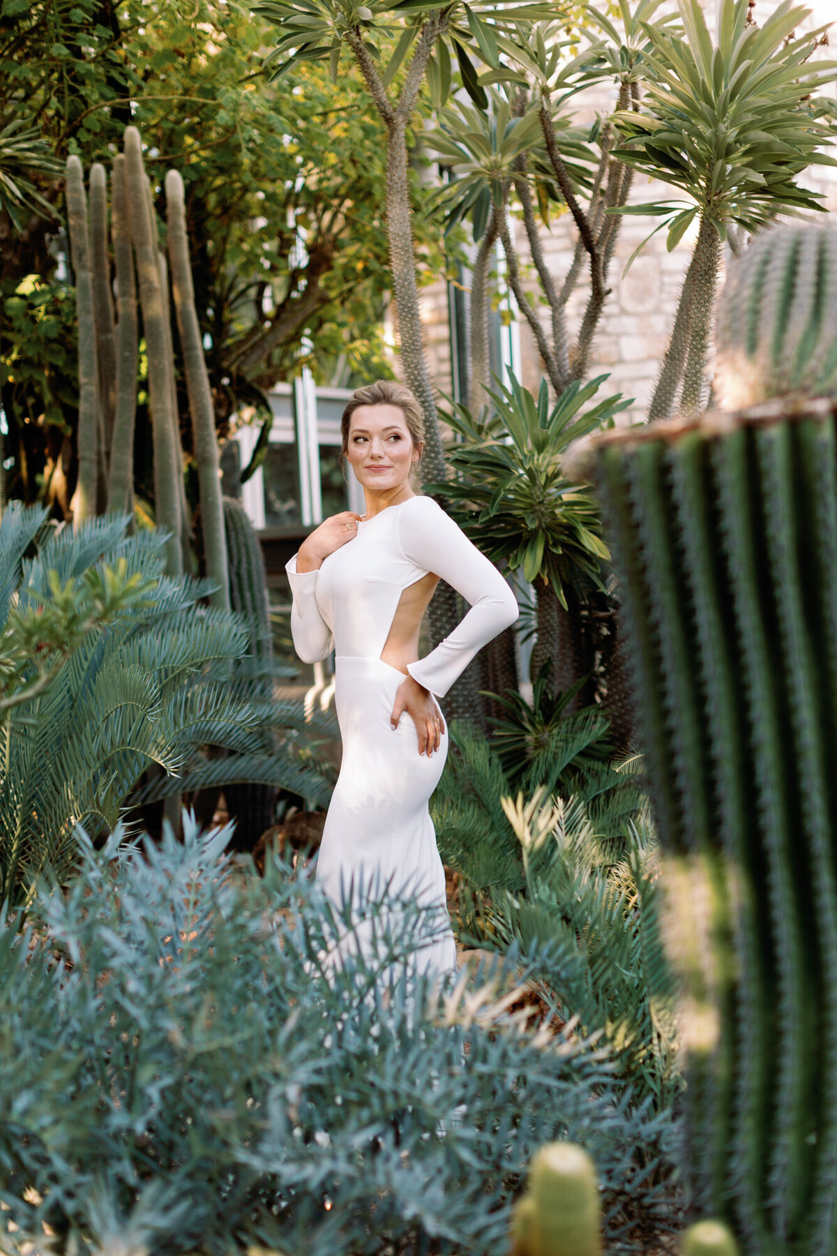 the-greenhouse-at-driftwood-bridal-session-7