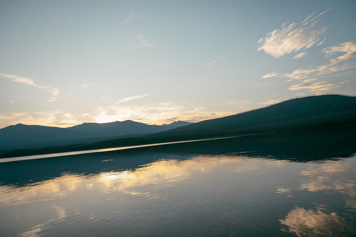 presley-gray-photo-glacier-national-park-elopement-7844