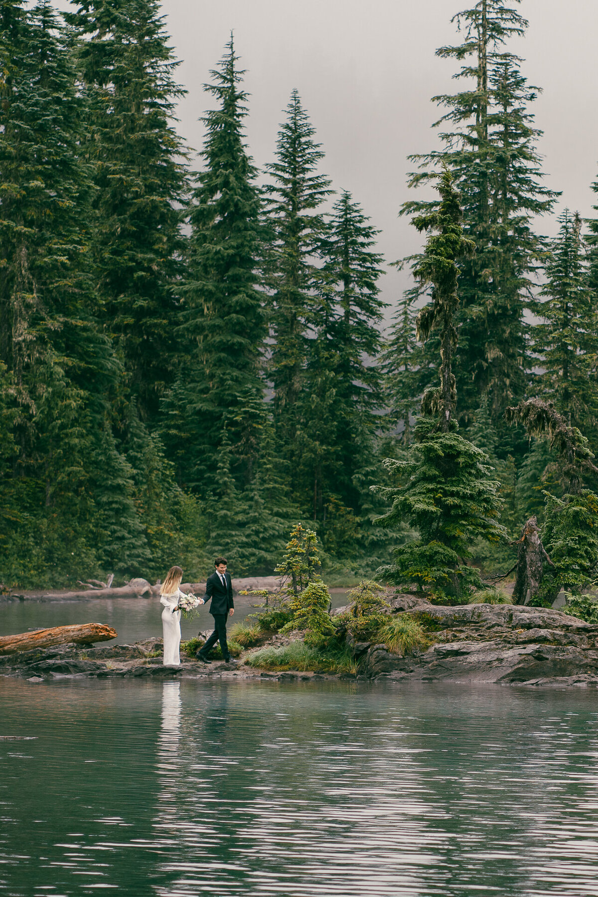 mount rainier elopement photographer-145