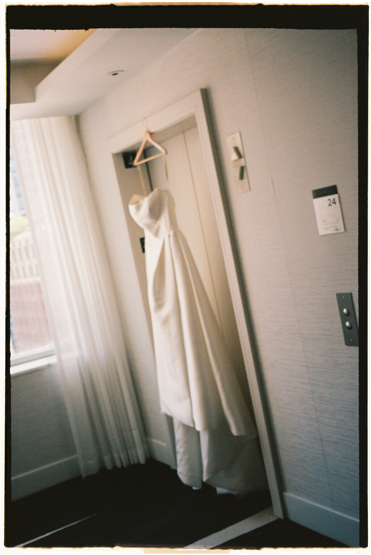 91480PHwhi071413-R3-075-2