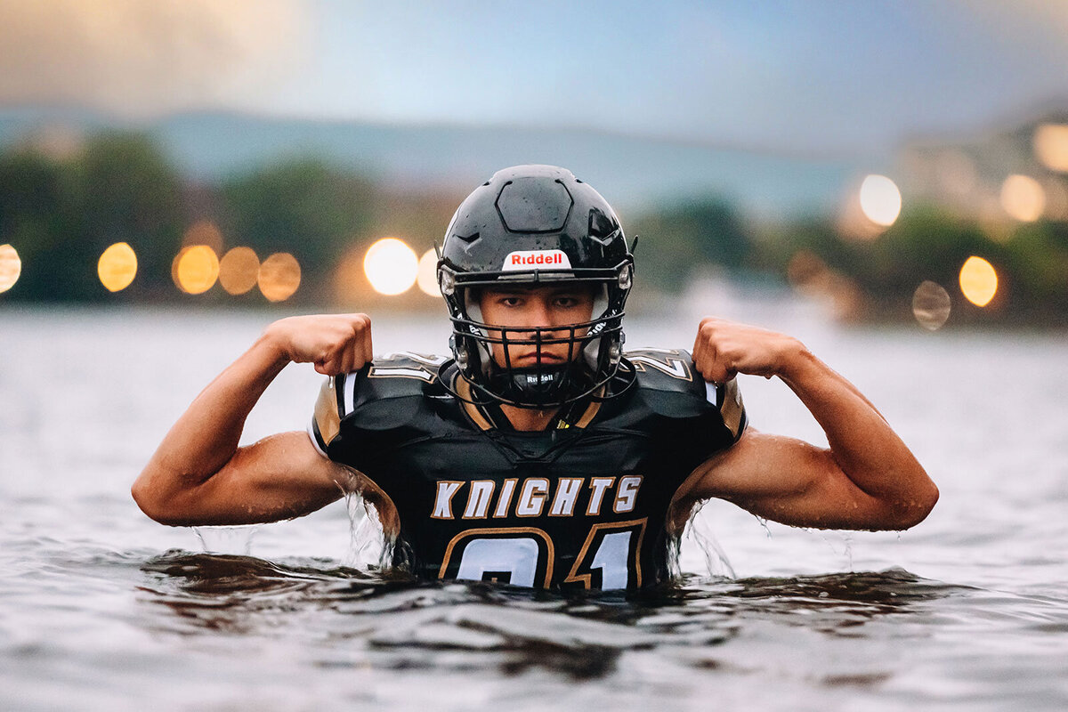 senior-photography-session-football-04