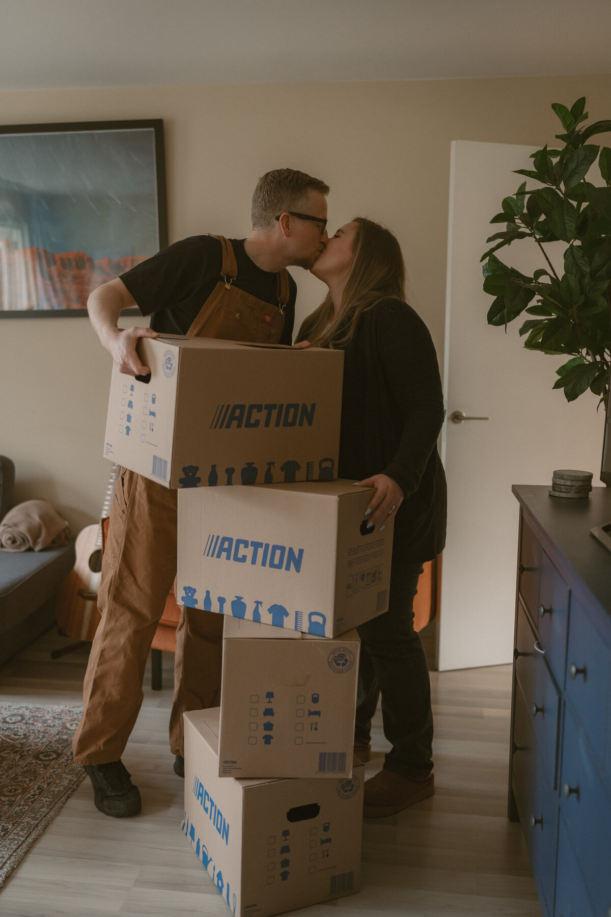home-pregnancy-couple-photoshoot-amsterdam-couple-photographer-amsterdam-inhosuecapture-4