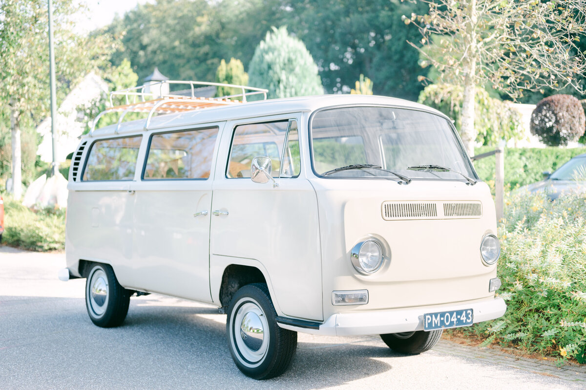 Bruiloft trouwauto veldhoven wedding