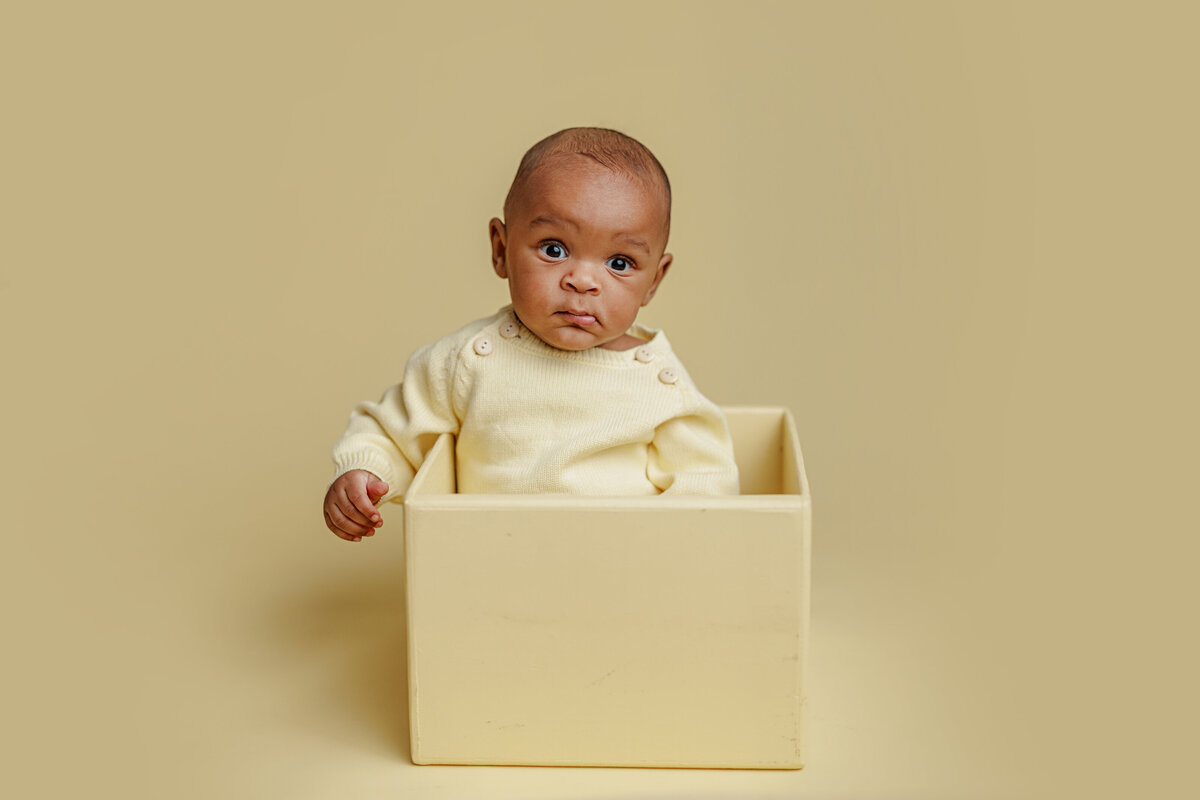 Huntsville Alabama Studio Baby Photographer 6 Month Milestone Session Client Closet27