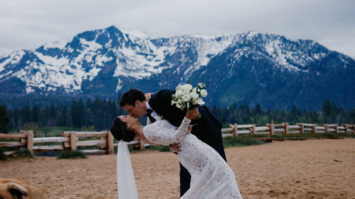 Jessica+Michael_3-5 Mins Highlight_V1_Color.00_04_16_02.Still010