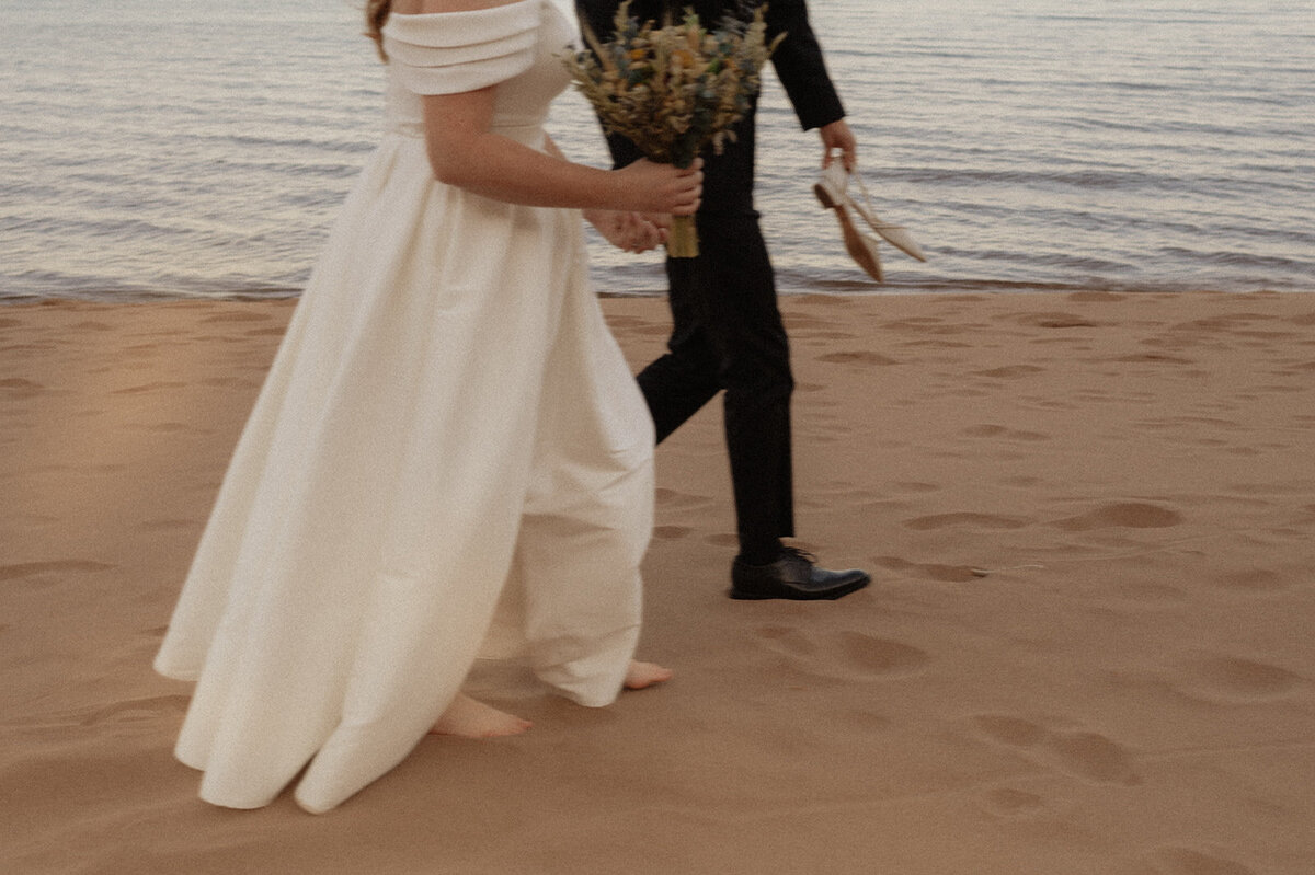 michigan hawaii elopement photographer