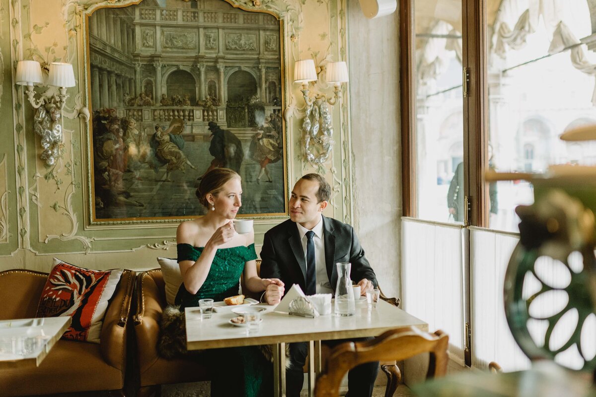 candid venice engagement session italy l hewitt photography-2