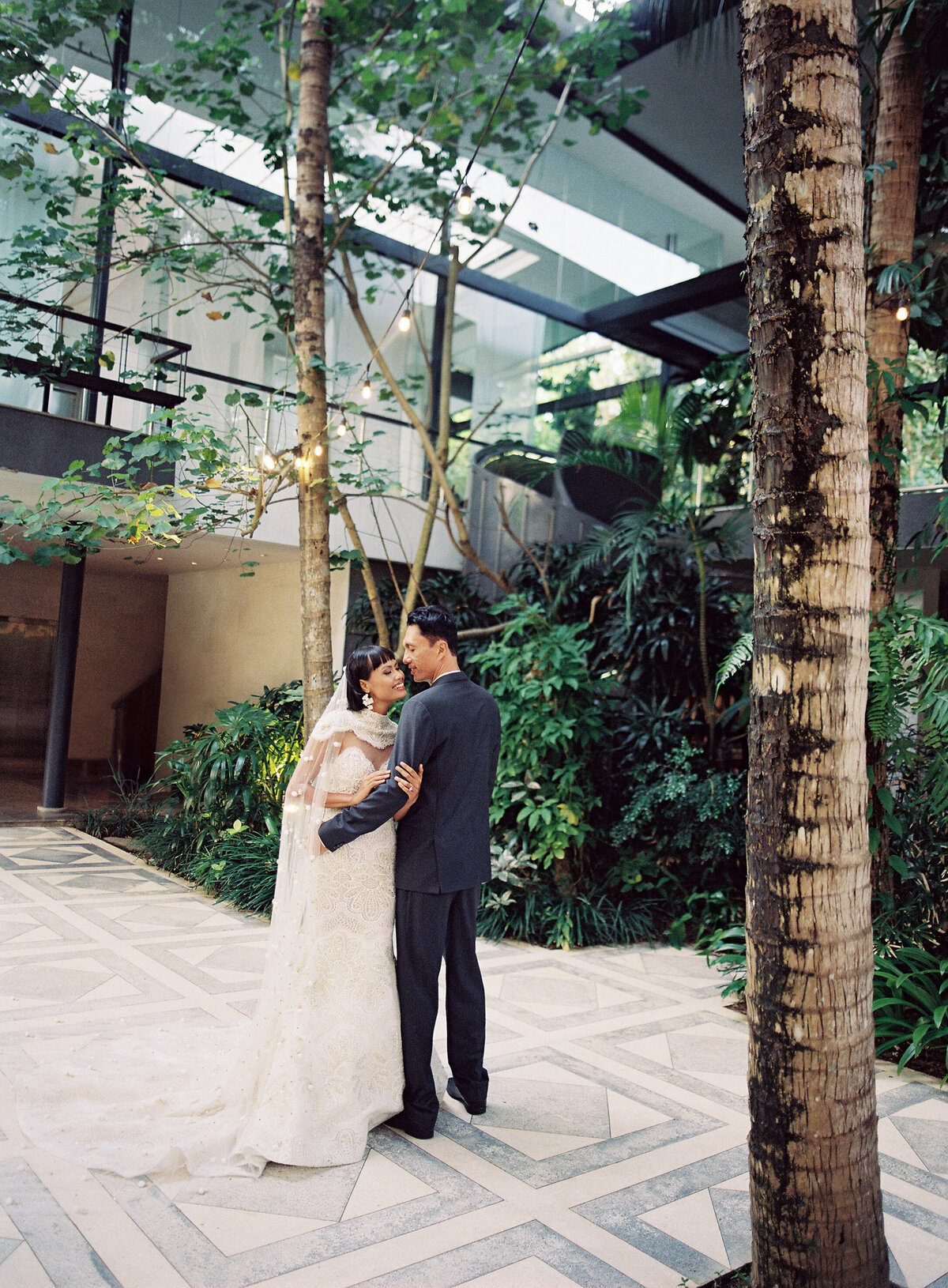 Bali Glass House Tirtha - Vicki Grafton Photography - Tropical Bali Micro Wedding Elopement Insporation-434