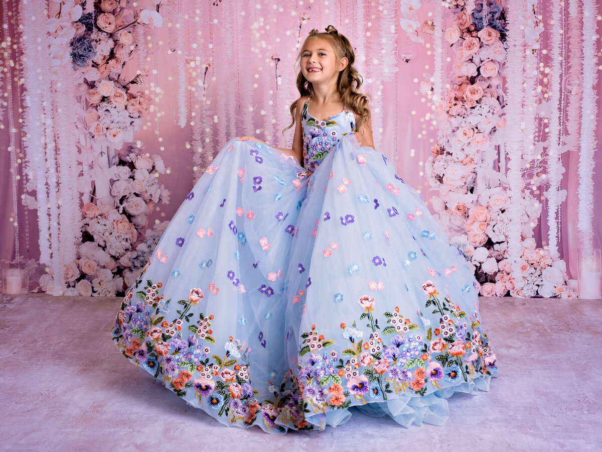 Prescott kids photography features  young girl in couture blue dress