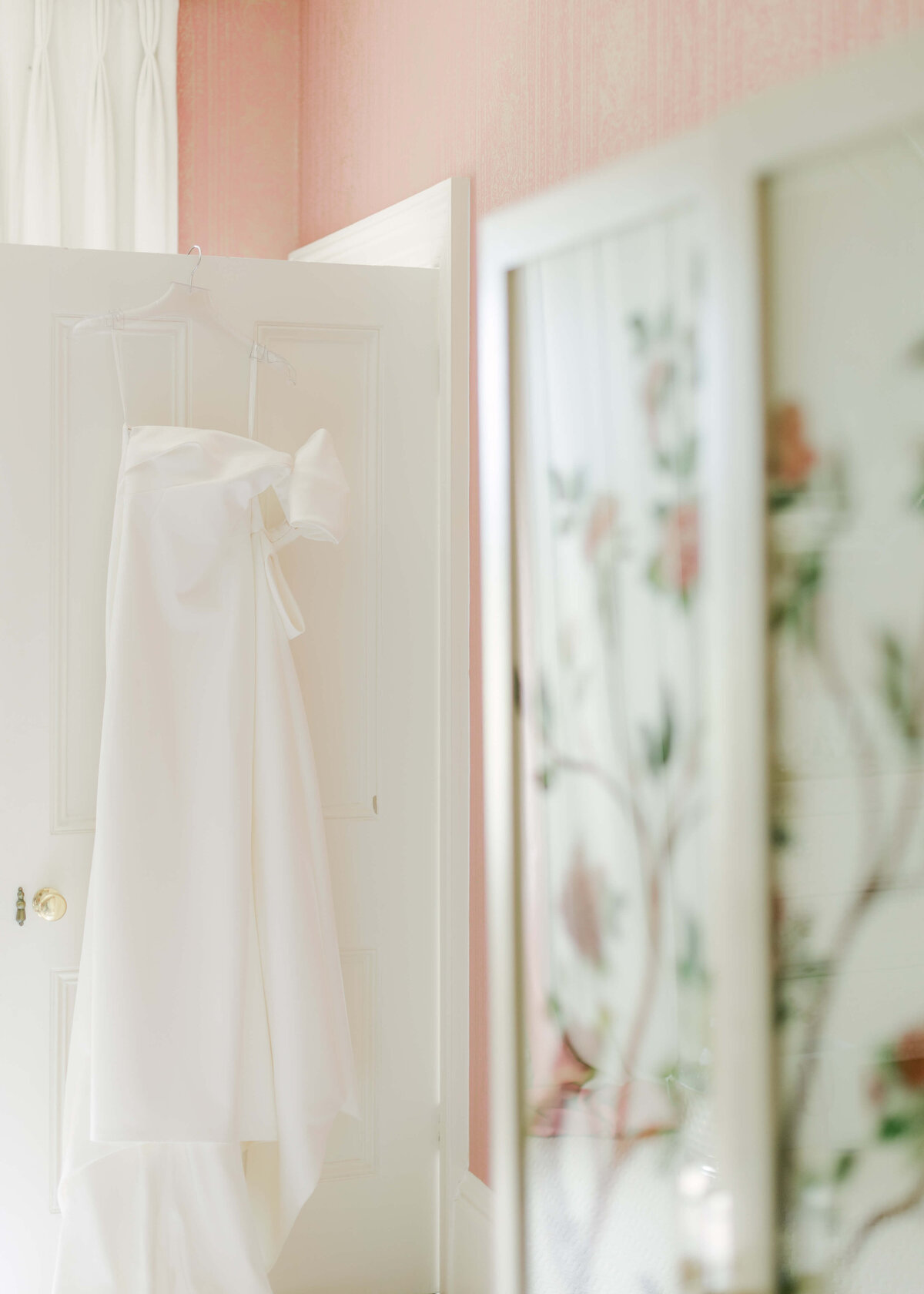 Rachel-Alex-Wedding-Day-Wilderness-Reserve-Chloe-Winstanley-Photography-035