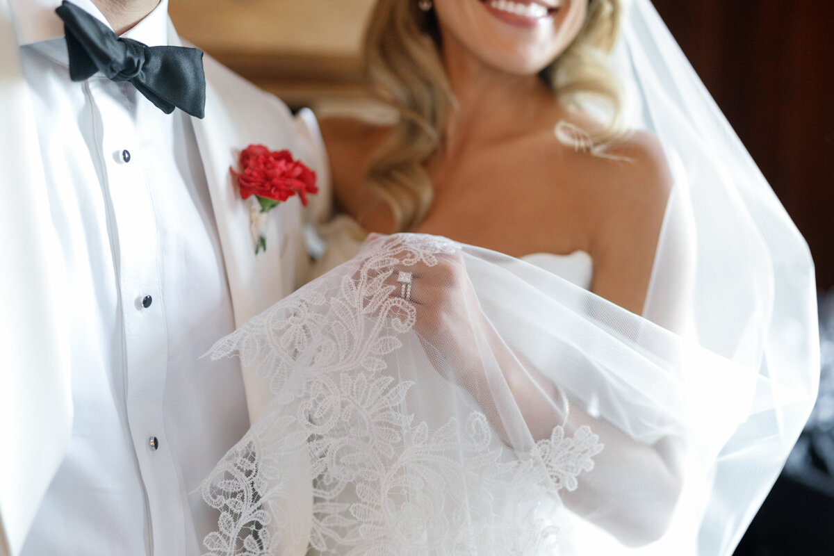 Aspen-Avenue-Chicago-Wedding-Photographer-Chicago-Athletic-Association-Simplicitee-XO-Design-Co-St-Mary-of-the-Angels-Church-Anomalie-Beauty-Timeless-Vogue-131
