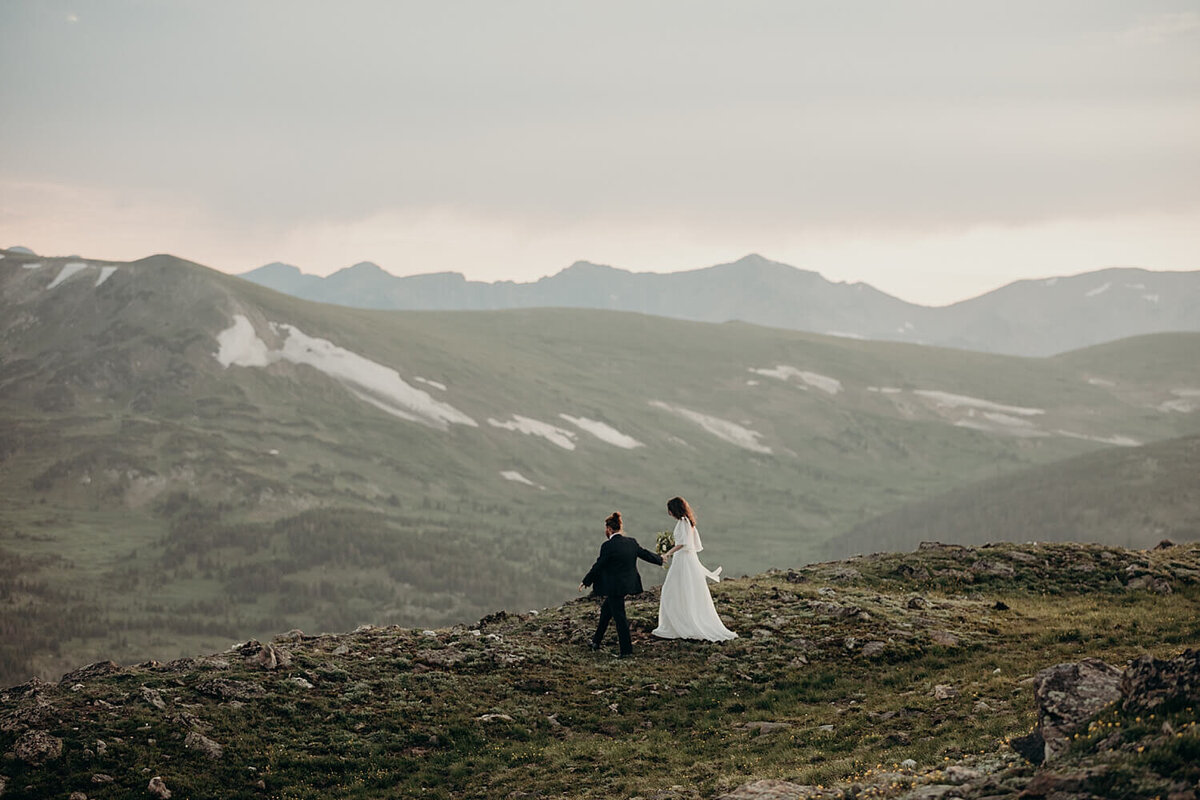 Colorado elopement photographer