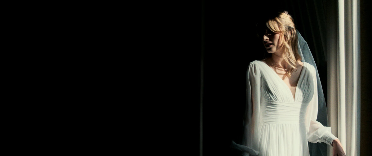 MONTAGE 1.00_02_12_09.Still024