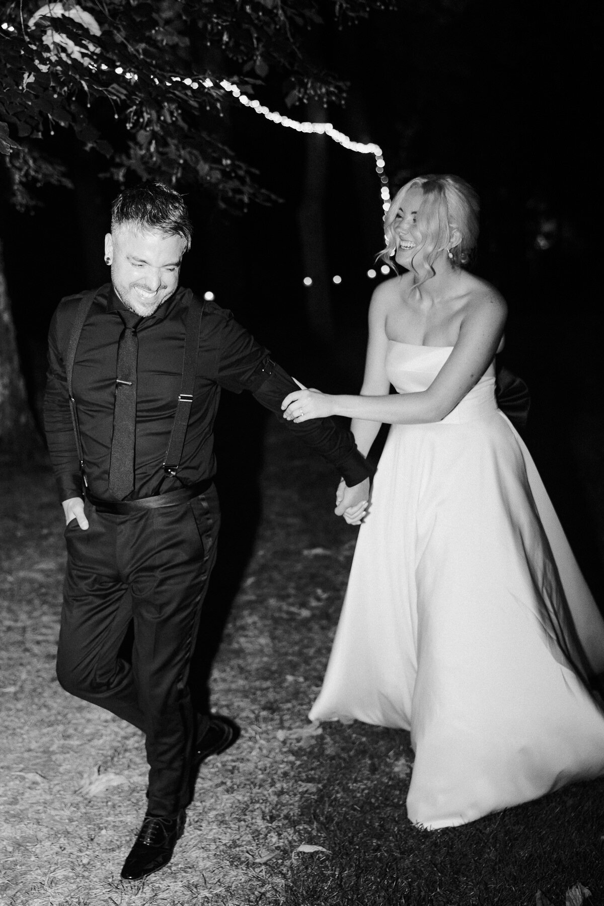 Modern_Chic_Chateau_Valouze_Destination_Wedding_Photographer-123