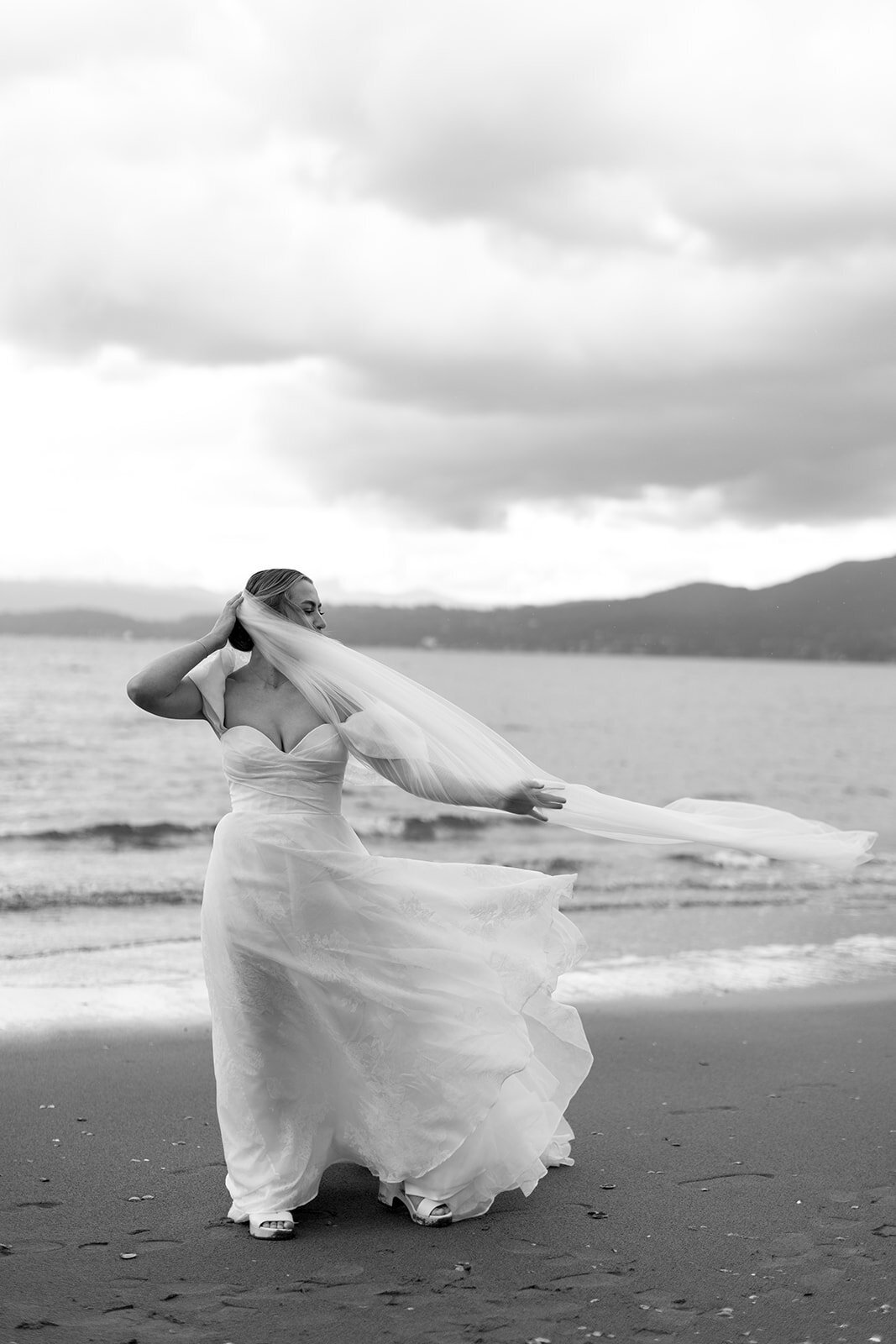 editorial-wedding-stanley-park-pavilion-vancouver-thegodards