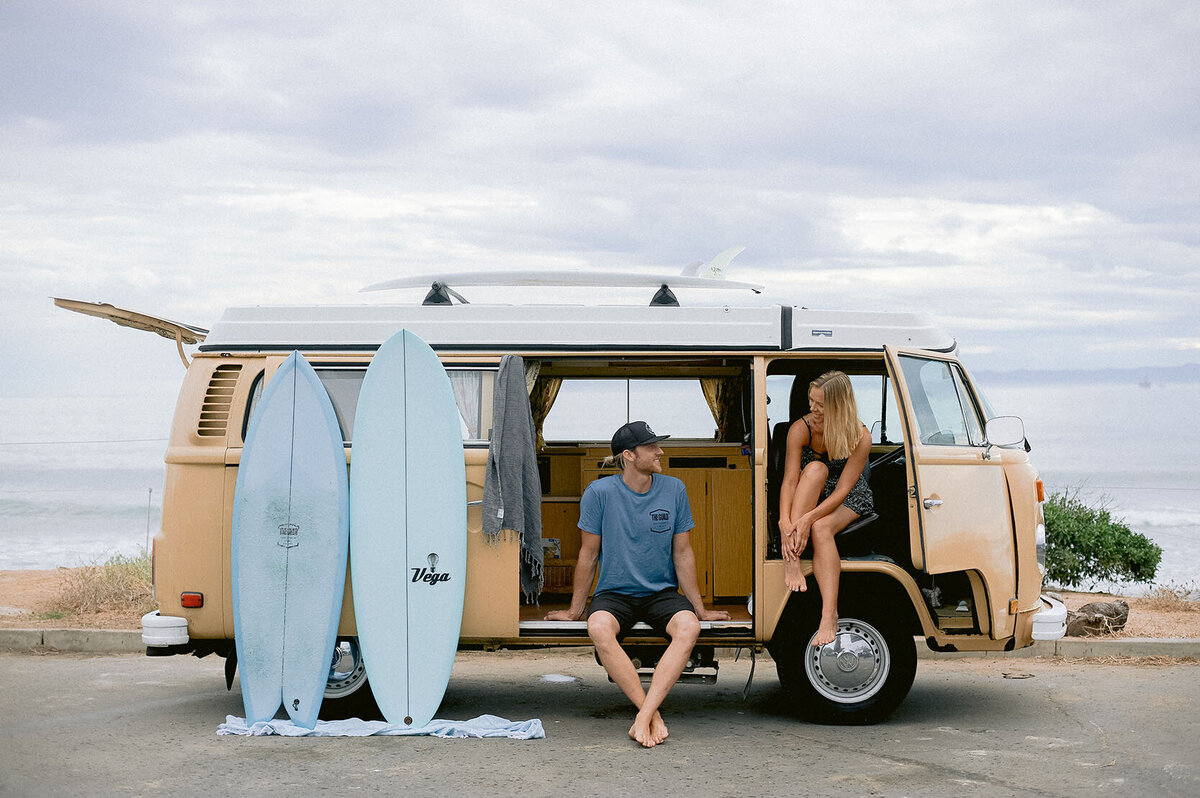 surfers_vwbus_socal