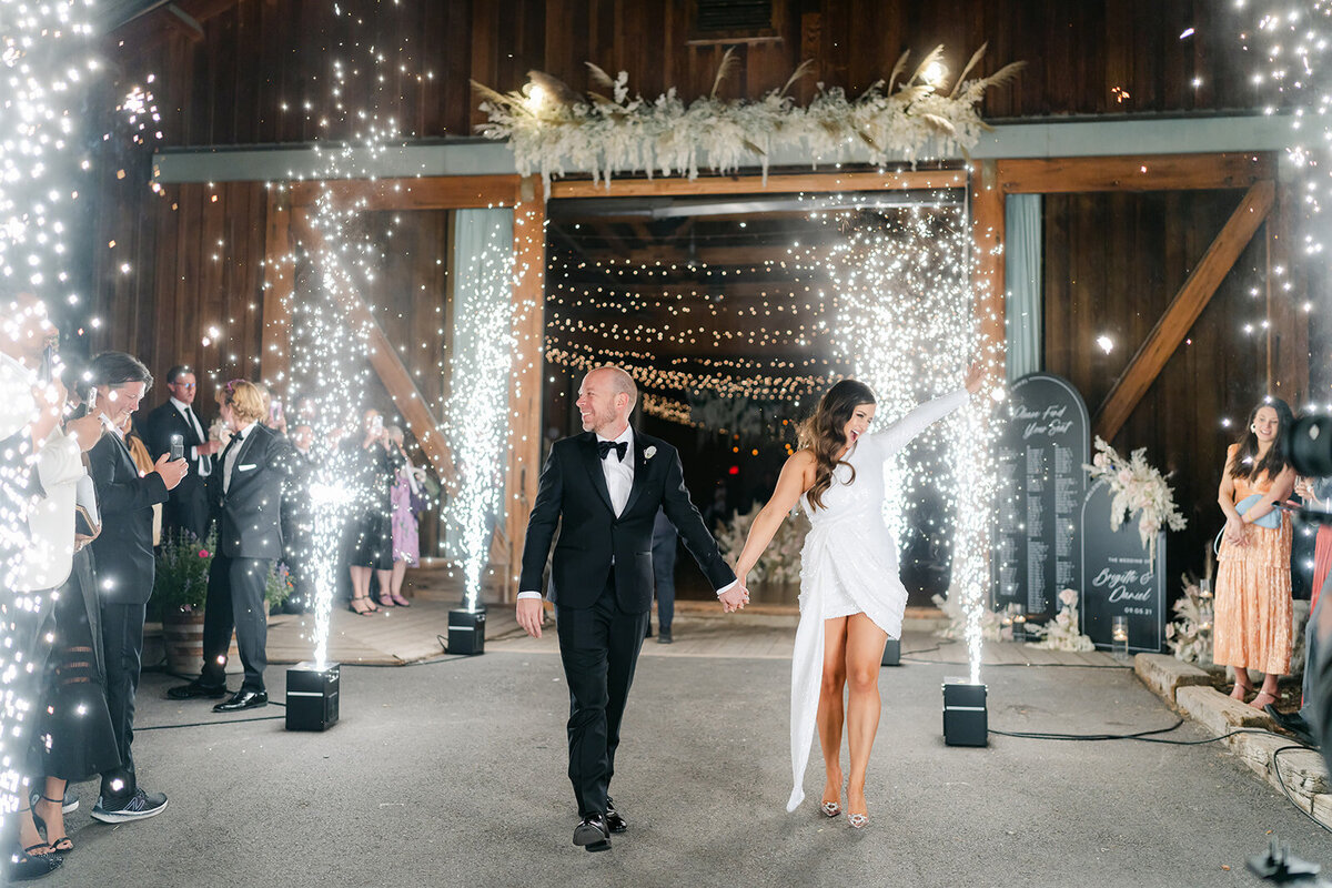 sundance-mountain-resort-fall-bridgerton-wedding-pepper-nix-2125-3014