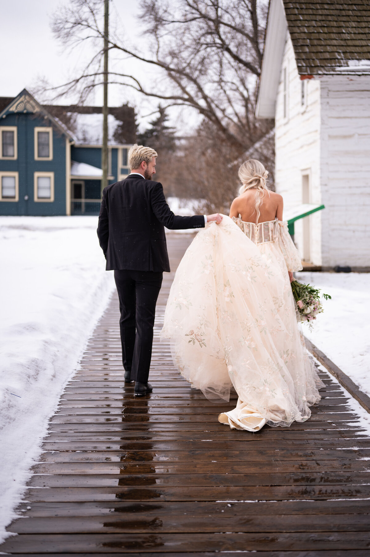 Winter wedding in Edmonton, Alberta