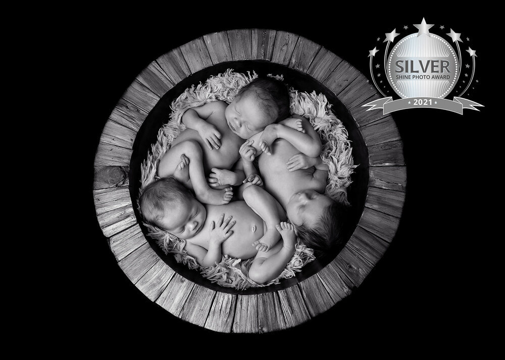 AWARDS_SHINEAWARDS_TRIPLETSNEWBORNBABIES_SILVERAWARD