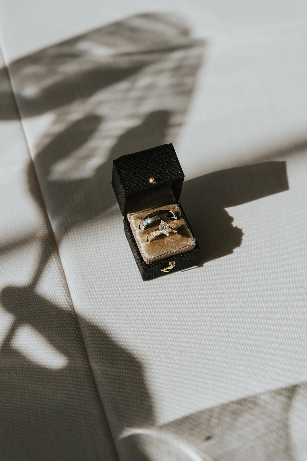 ANDREA-NICK-FALL-PECONIC-BAY-YACHT-CLUB-WEDDING_PHOTOS_BY_MARIA_B_LUNG_0008