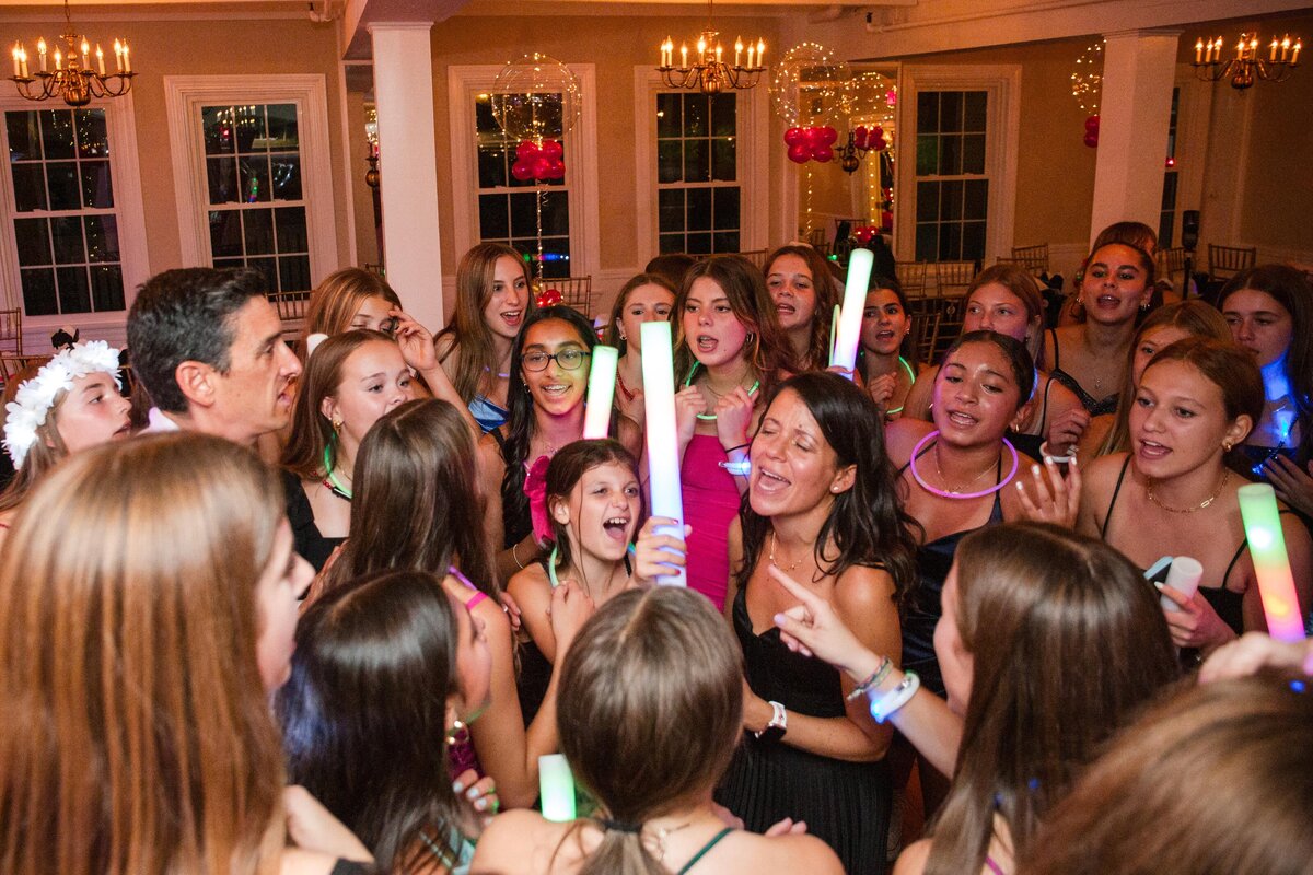 Ella Shir Tikva Wayland MA Bat Mitzvah61-min