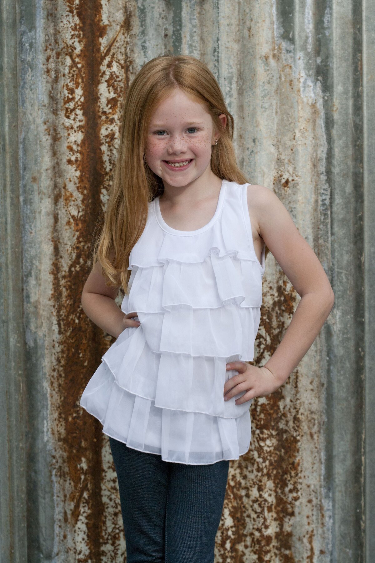 monroe_photographer_a_focused_life_photography_children_kid_chimney_park_covington_ga_cute_redhead_girl_posing