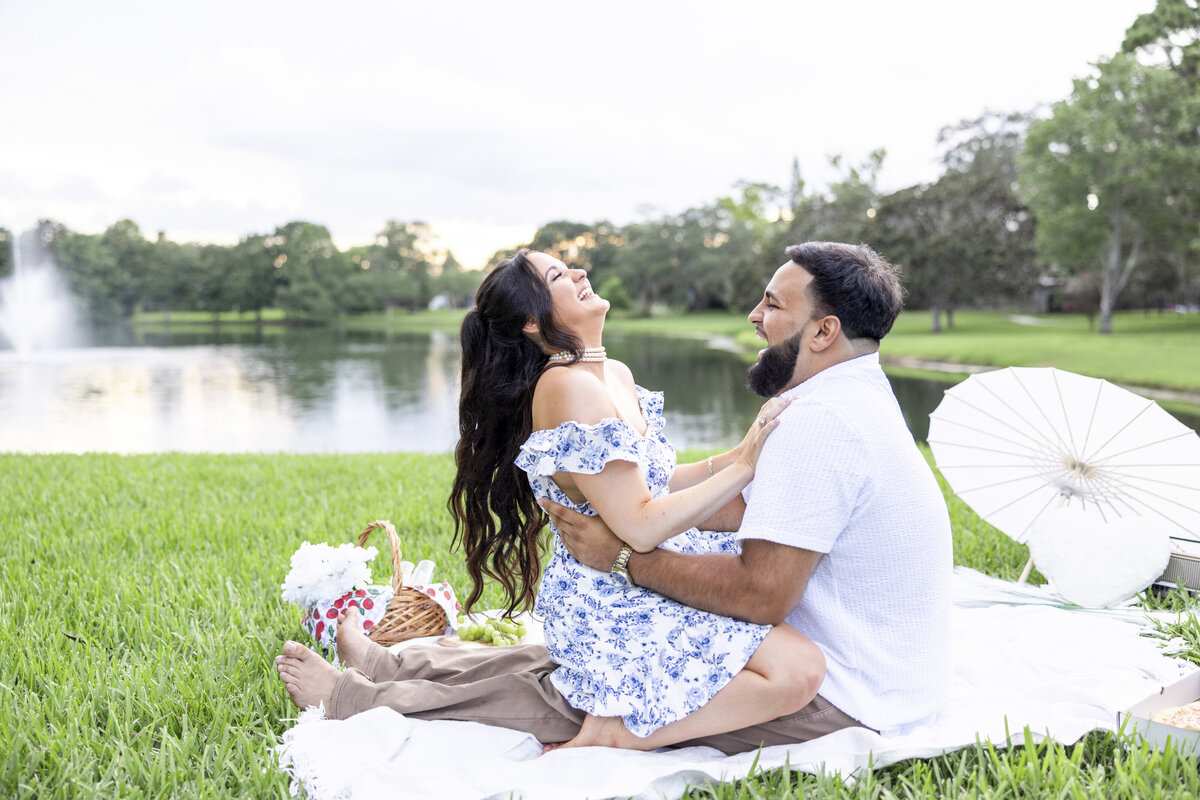 106 - HundredsofMoments_Engagements_128