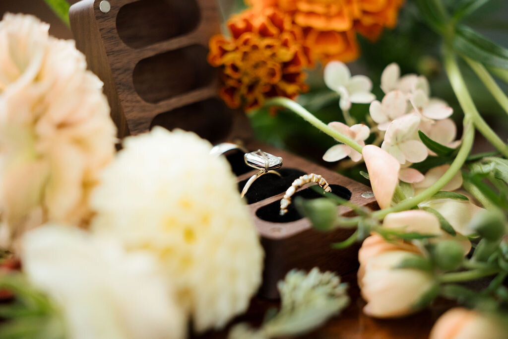 Sarah-Kevin-Gold-Wing-Photography-Vermont-Wedding-Grafton-Inn-Fall-Previews-7