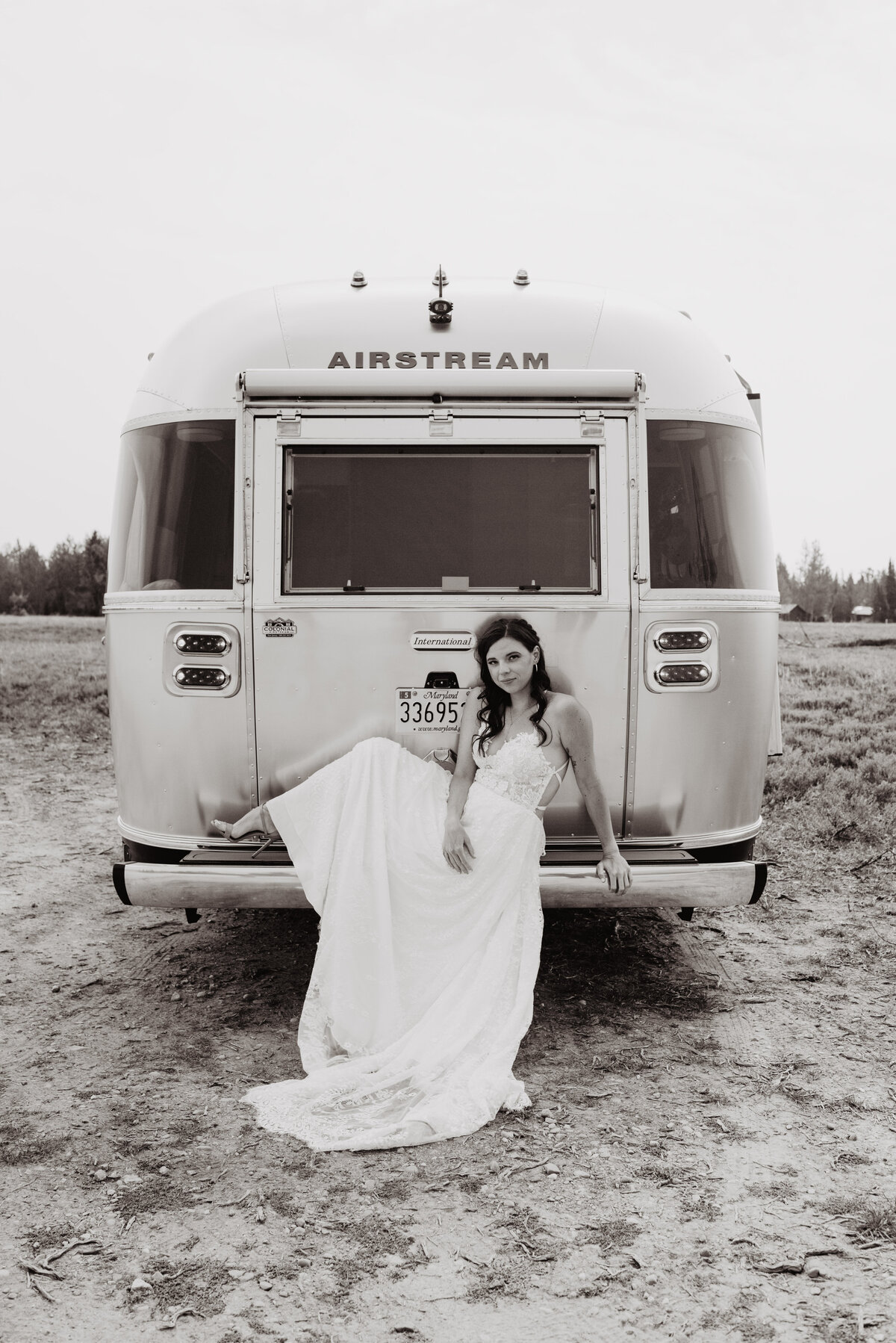 Jackson Hole photographers capture bride sitting on airstream