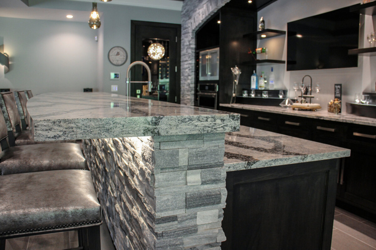 Bar 02