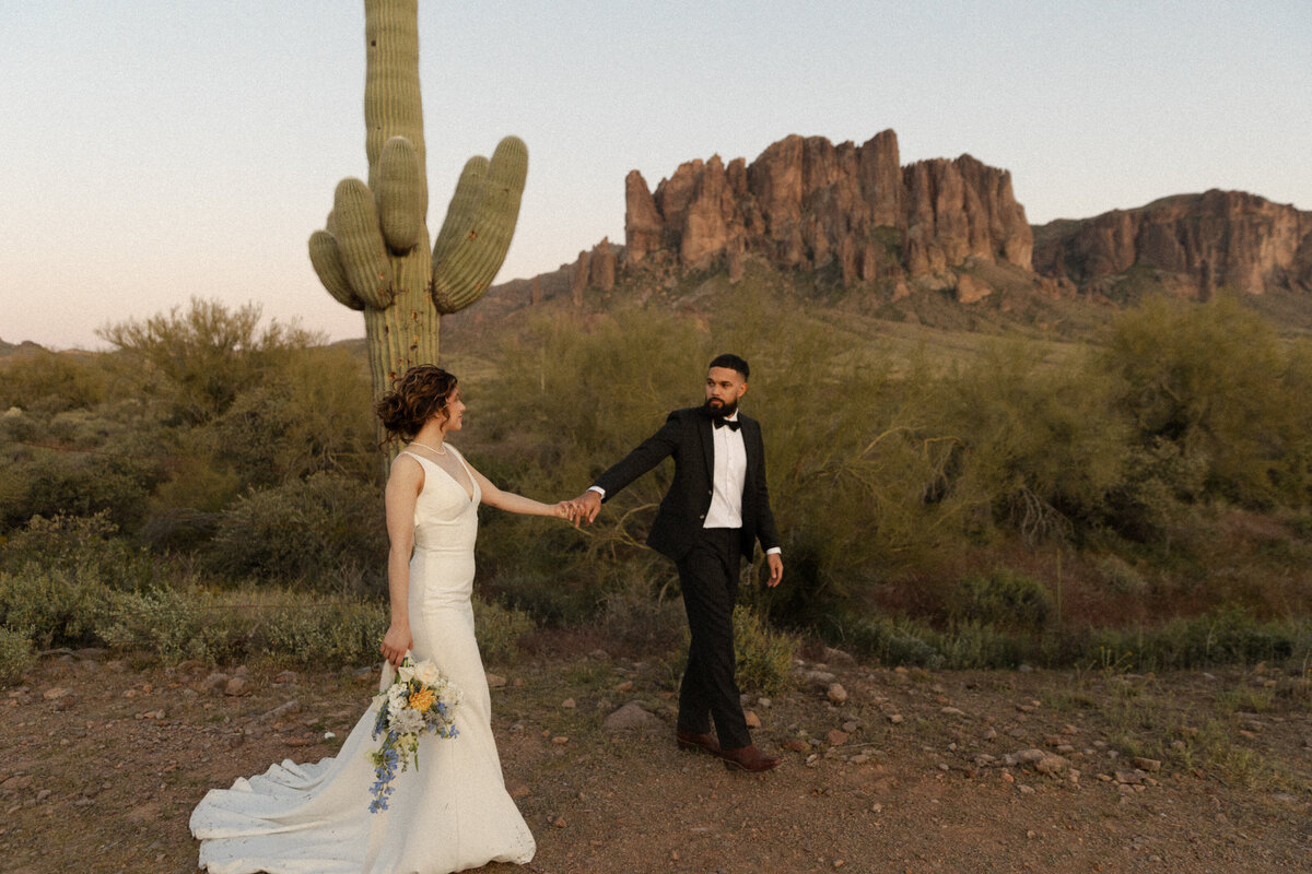 LostDutchmanArizonaDawnCaltonPhotography-32
