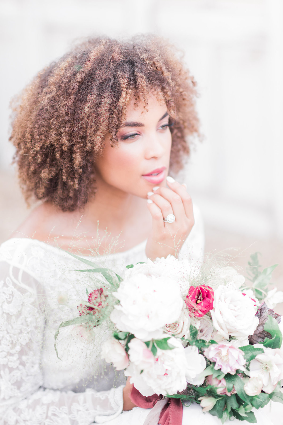 Traverse city michigan vingtage barn wedding photography