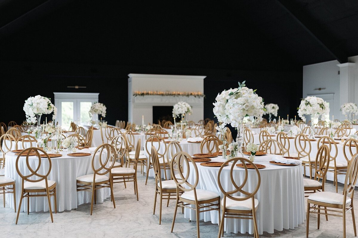 BriarRoseVenueWedding-QuarlesWedding-AmandaKellyPhotoCo-01-min