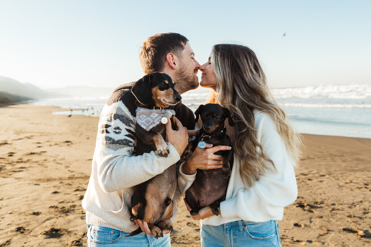 skyler maire photography - fort funston couples photos, couple with dogs, couples photos with dogs, bay area couples photographer, couples beach photography-8850