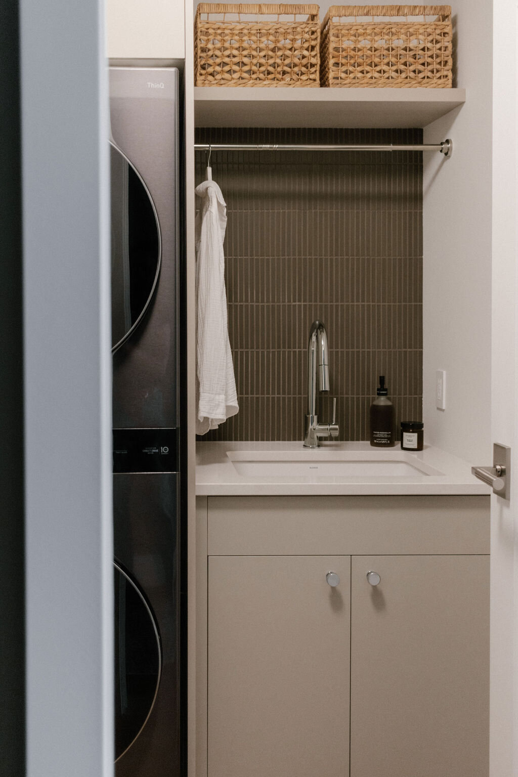 studio-ash-interior-design-victoria-renovation-laundry (14)