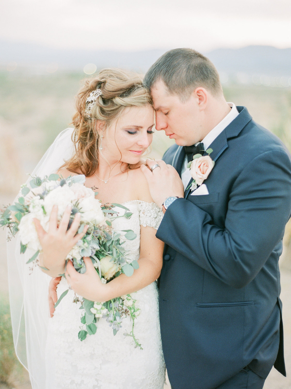 Paxton + Steven Sneak-1049